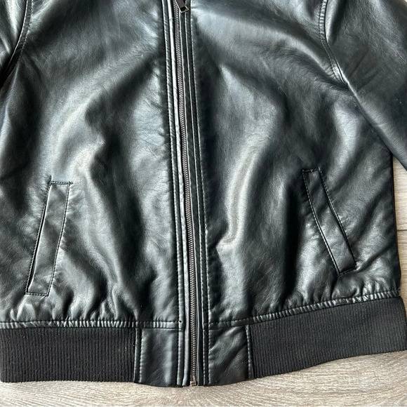 Ci Sono By Cavalini Black Faux Leather Bomber Jacket - Picture 11 of 16